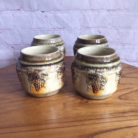 Vintage German Ceramic Grapes Mugs - Set of 5 - Picture 2 of 6